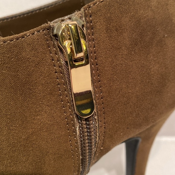 NWT Eva & Zoe Brown & Gold Valerie Stiletto Ankle Booties Boots Heels Size 6.5 M - Picture 16 of 16